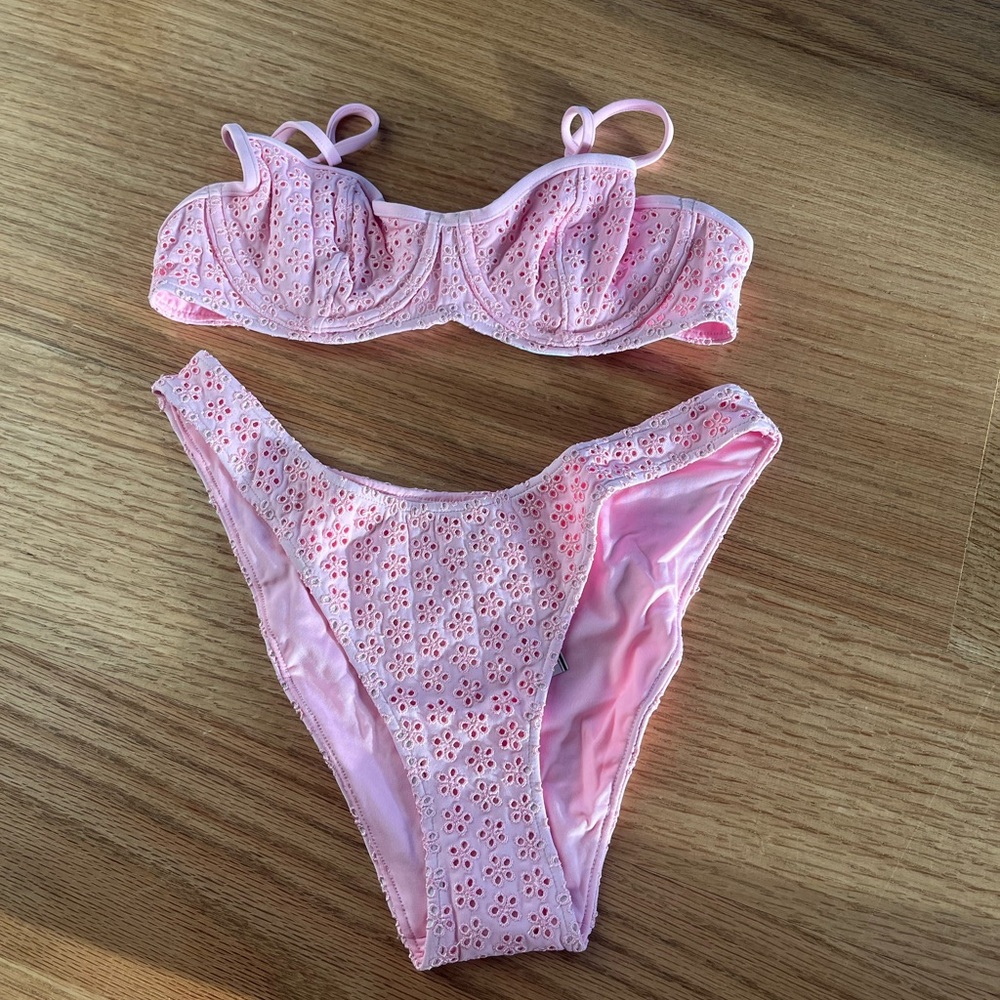 Frankie’s bikinis pink bikini set